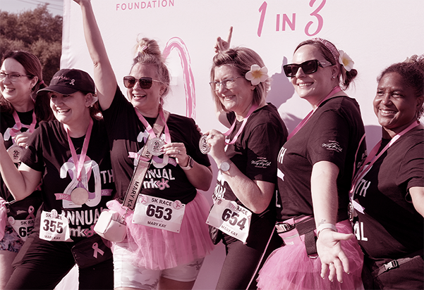 Mujeres en la carrera de 5 km de la Fundaci&oacute;n Mary Kay Ash.